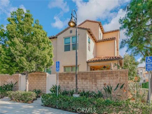 192  Finch  , Lake Forest, CA