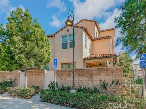 192  Finch  , Lake Forest, CA