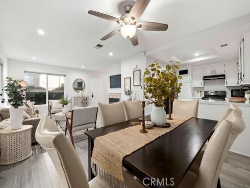 21174  Gladiolos  , Lake Forest, CA