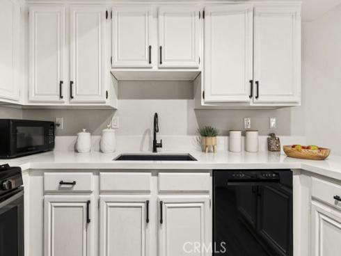 21174  Gladiolos  , Lake Forest, CA