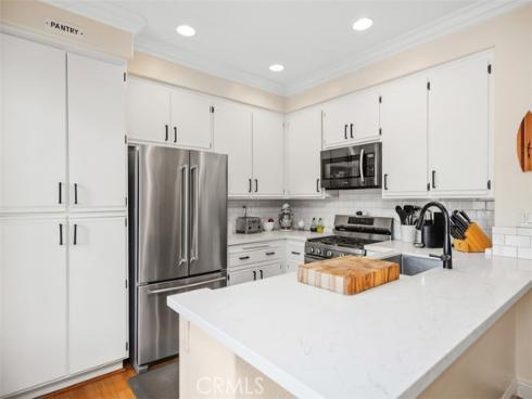 28464  Klondike  , Lake Forest, CA