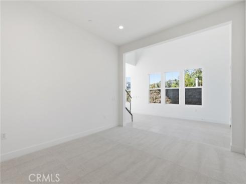 101  Red Oak  , Lake Forest, CA