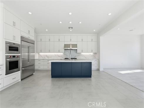 101  Red Oak  , Lake Forest, CA