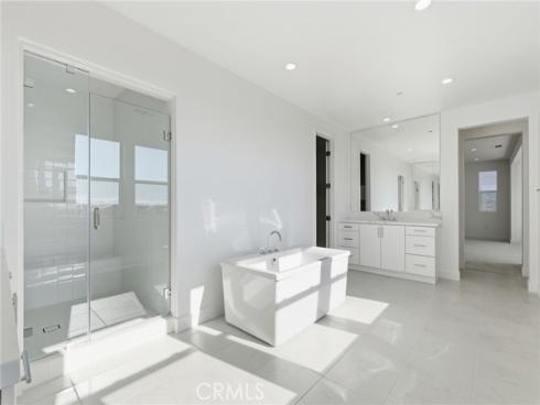 101  Red Oak  , Lake Forest, CA