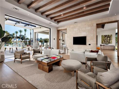 120  Chapman  , Lake Forest, CA