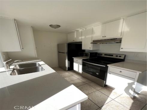 23224  Orange  5  Avenue, Lake Forest, CA