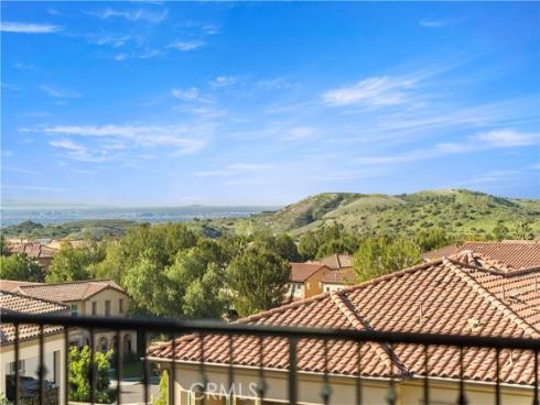 37 Caspian , Lake Forest, CA