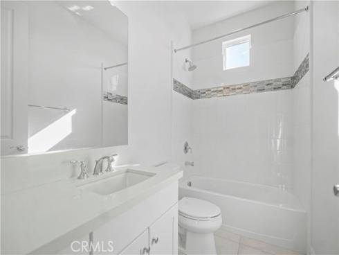 37 Caspian , Lake Forest, CA