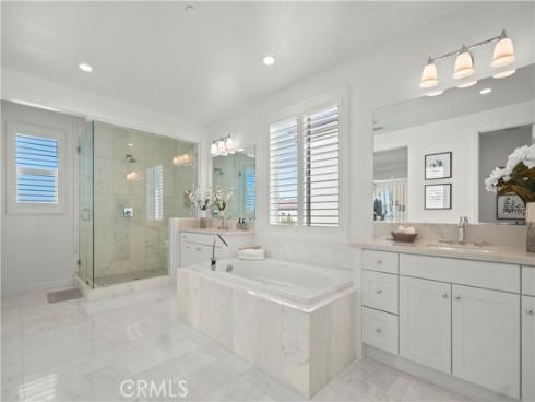 37 Caspian , Lake Forest, CA