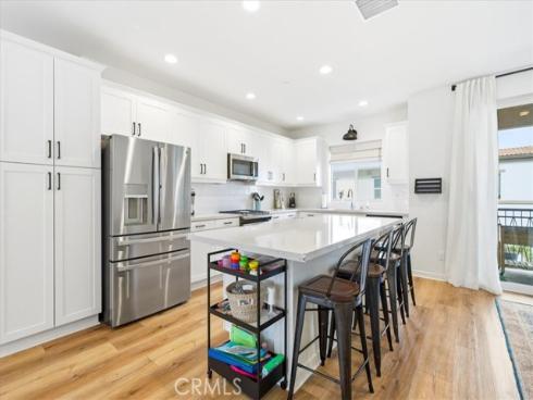 608  Shadowbrook  , Lake Forest, CA