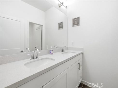 608  Shadowbrook  , Lake Forest, CA