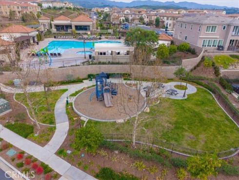 608  Shadowbrook  , Lake Forest, CA