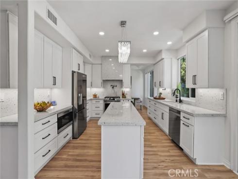 20941  Parkridge  , Lake Forest, CA