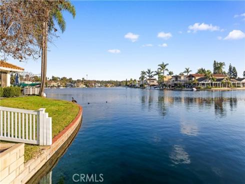 24302  Ontario  76  Lane, Lake Forest, CA