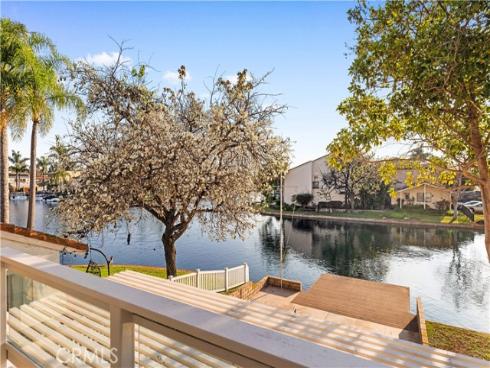 24302  Ontario  76  Lane, Lake Forest, CA