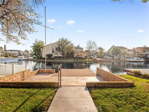 24302  Ontario  76  Lane, Lake Forest, CA