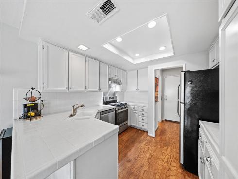 22075  Summit Hill   Drive, Lake Forest, CA