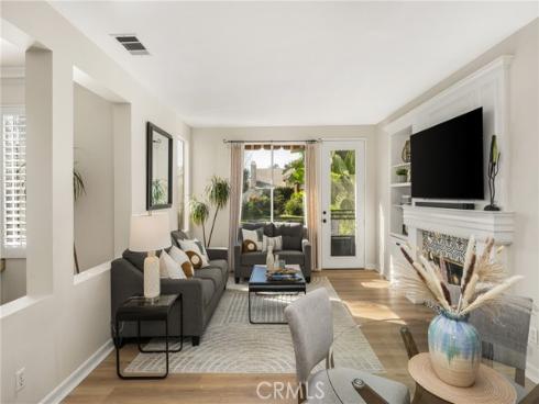 39  Touraine Place  , Lake Forest, CA