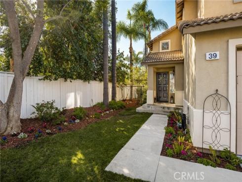 39  Touraine Place  , Lake Forest, CA