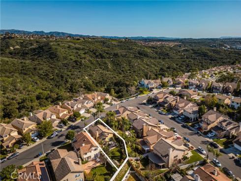 39  Touraine Place  , Lake Forest, CA