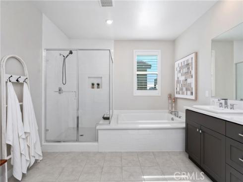 601 Catalonia , Lake Forest, CA