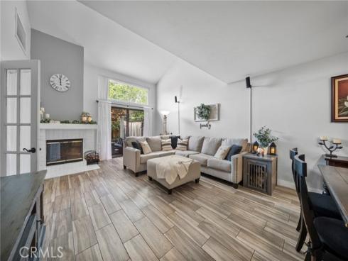 22105 Summit Hill 29