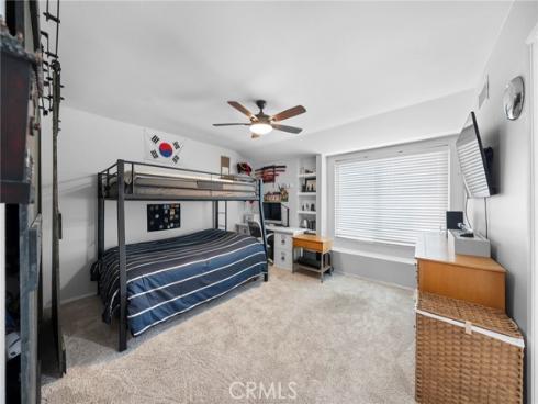 22105  Summit Hill  29 , Lake Forest, CA