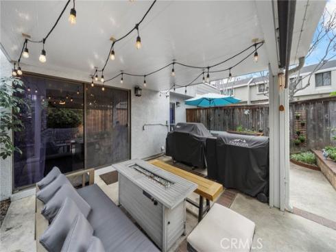 22105  Summit Hill  29 , Lake Forest, CA