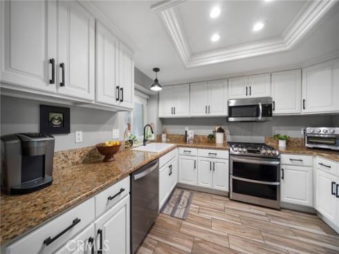 22105  Summit Hill  29 , Lake Forest, CA