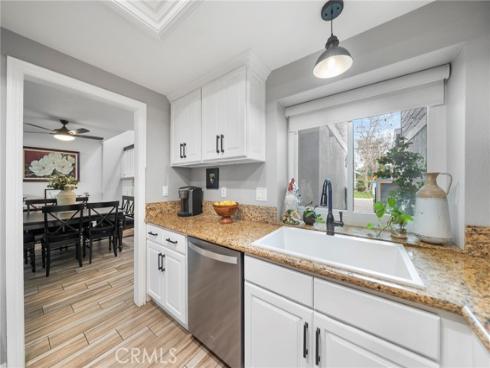 22105  Summit Hill  29 , Lake Forest, CA