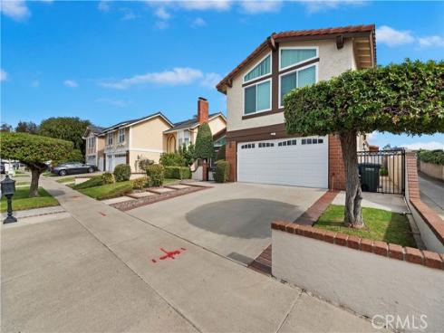 25075  Owens Lake  , Lake Forest, CA