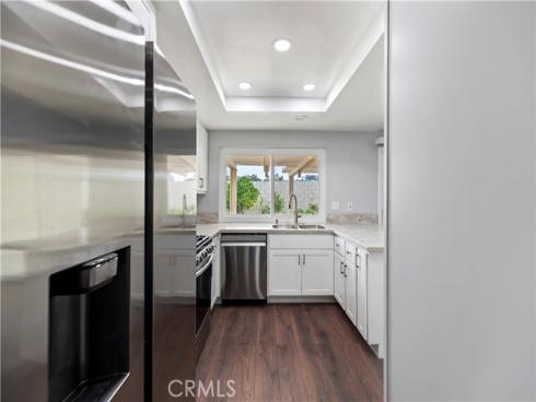 25075  Owens Lake  , Lake Forest, CA