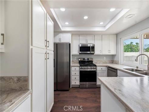 25075  Owens Lake  , Lake Forest, CA