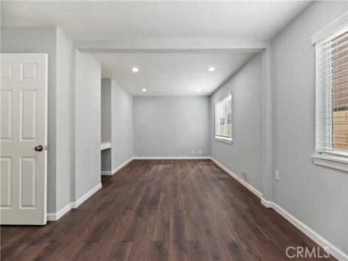 25075  Owens Lake  , Lake Forest, CA