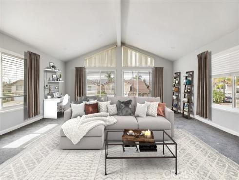 25075  Owens Lake  , Lake Forest, CA