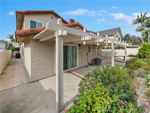 25075  Owens Lake  , Lake Forest, CA
