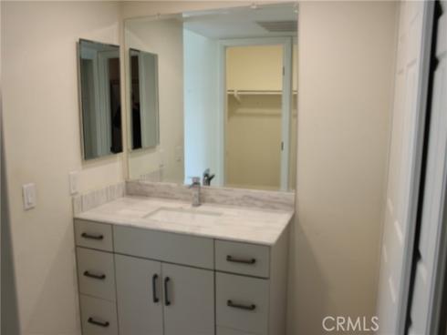 23294  Orange Avenue  6 , Lake Forest, CA