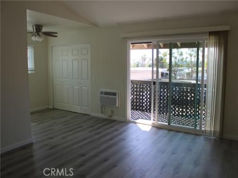 23294  Orange Avenue  6 , Lake Forest, CA