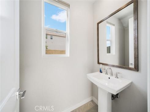 160  Tivoli  , Lake Forest, CA