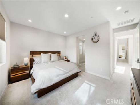 160  Tivoli  , Lake Forest, CA