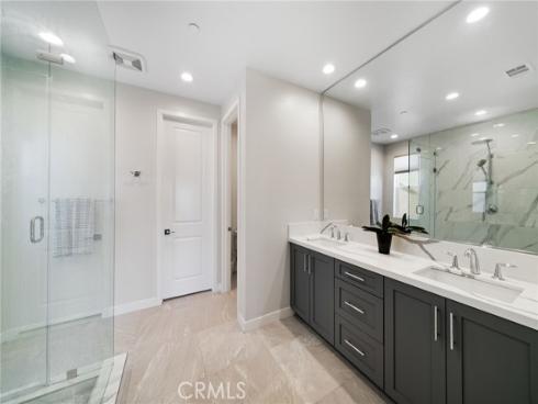 160  Tivoli  , Lake Forest, CA