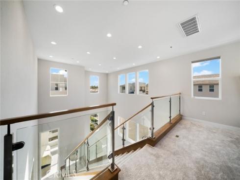 160  Tivoli  , Lake Forest, CA