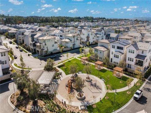 160  Tivoli  , Lake Forest, CA