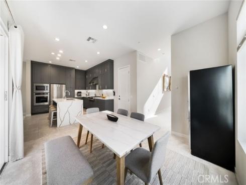 160  Tivoli  , Lake Forest, CA