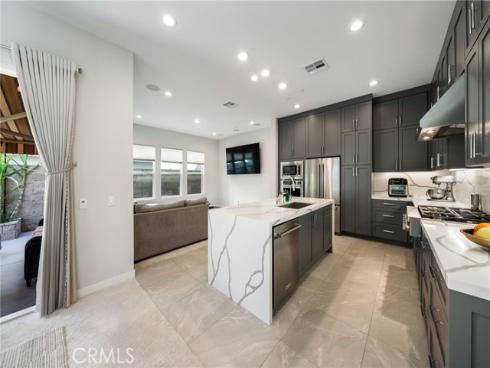 160  Tivoli  , Lake Forest, CA