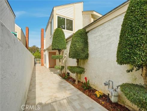 22706  Wood Lake  , Lake Forest, CA