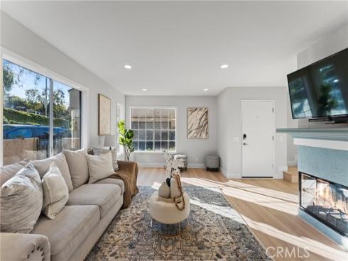 21208  Gladiolos Way  , Lake Forest, CA