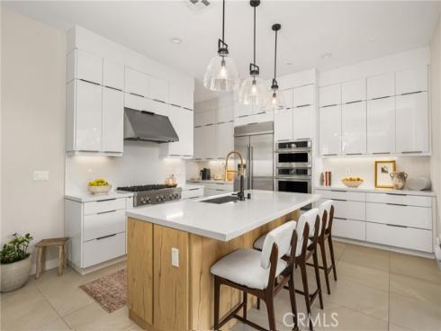 211  Brackens  , Lake Forest, CA