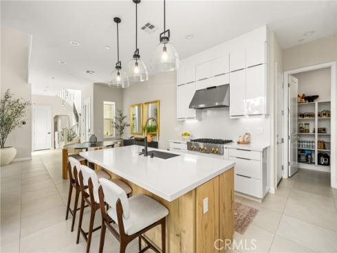 211  Brackens  , Lake Forest, CA