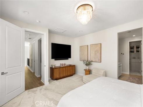 211  Brackens  , Lake Forest, CA